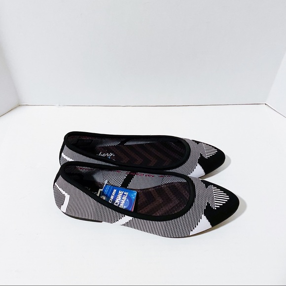 sketchers that look like rothys